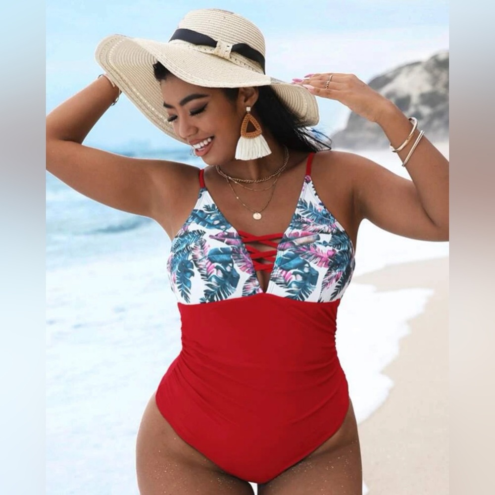 NWOT Tropical one-piece swimsuit, Red size 3x